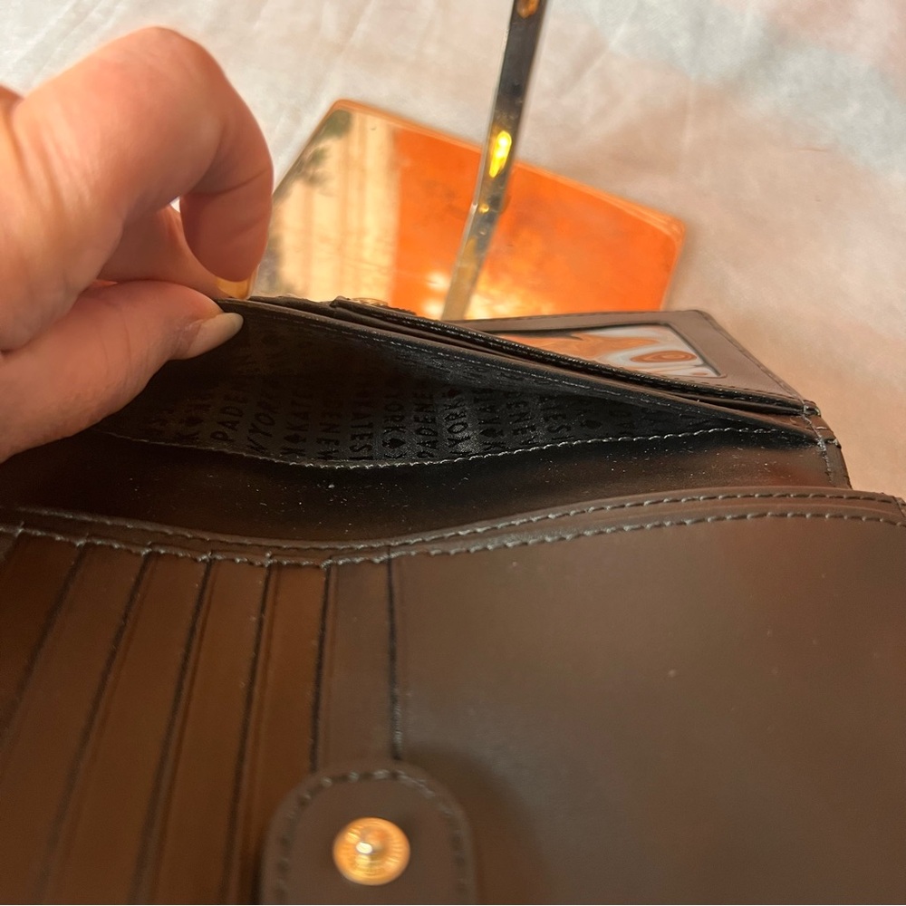 Kate Spade Black Pebbled Leather Long Wallet, snap close, 18 cc slots, 1 ID slot - Picture 10 of 15